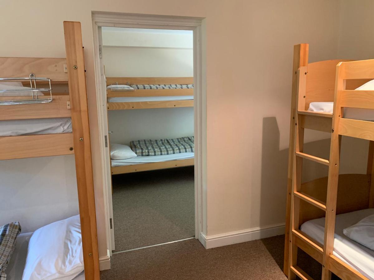 Stonehenge Hostel - Yha Affliated Cholderton Bagian luar foto