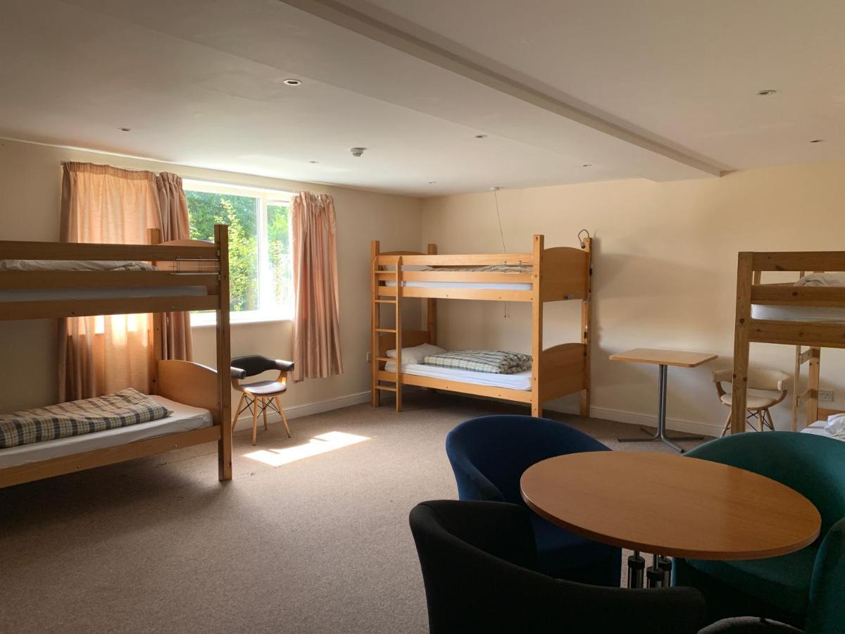 Stonehenge Hostel - Yha Affliated Cholderton Bagian luar foto