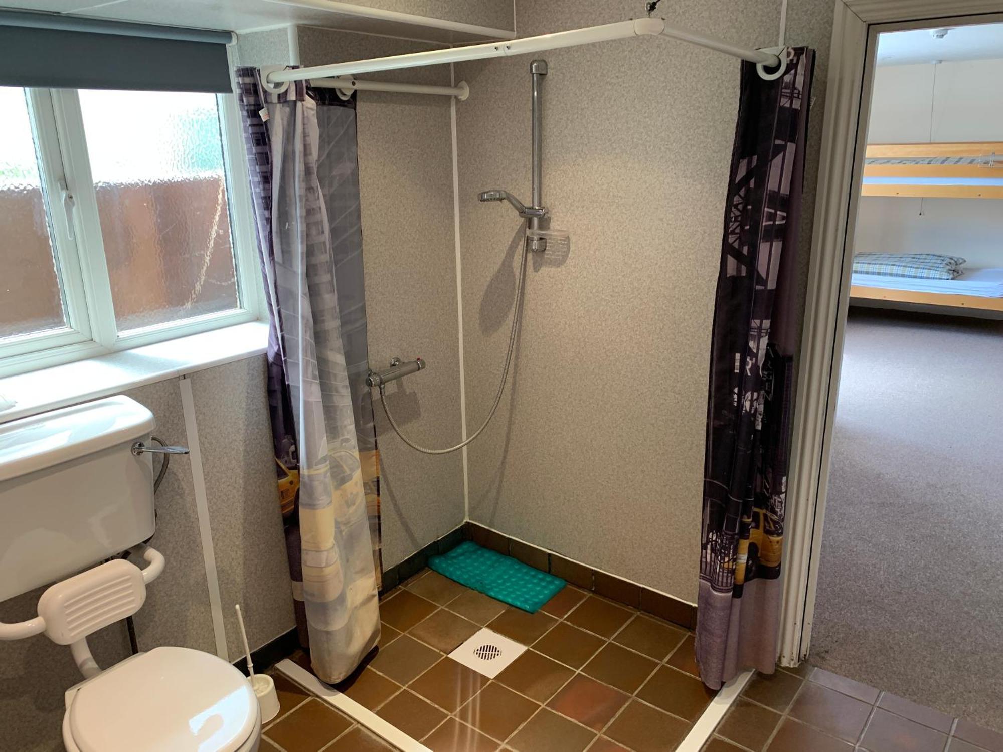 Stonehenge Hostel - Yha Affliated Cholderton Ruang foto